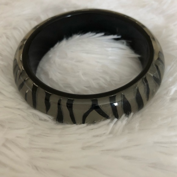 Zebra print bracelet - Picture 6 of 6